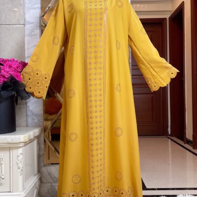 Abaya Amarilla con Bordado