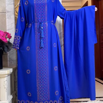 Abaya Azul con Bordado