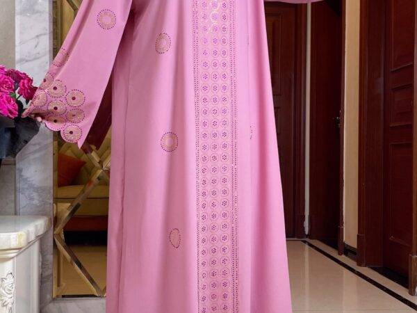Abaya Rosa con Bordado