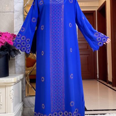 Abaya Azul con Bordado